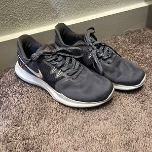 NIKE Womens In-Season TR 8 Trainers